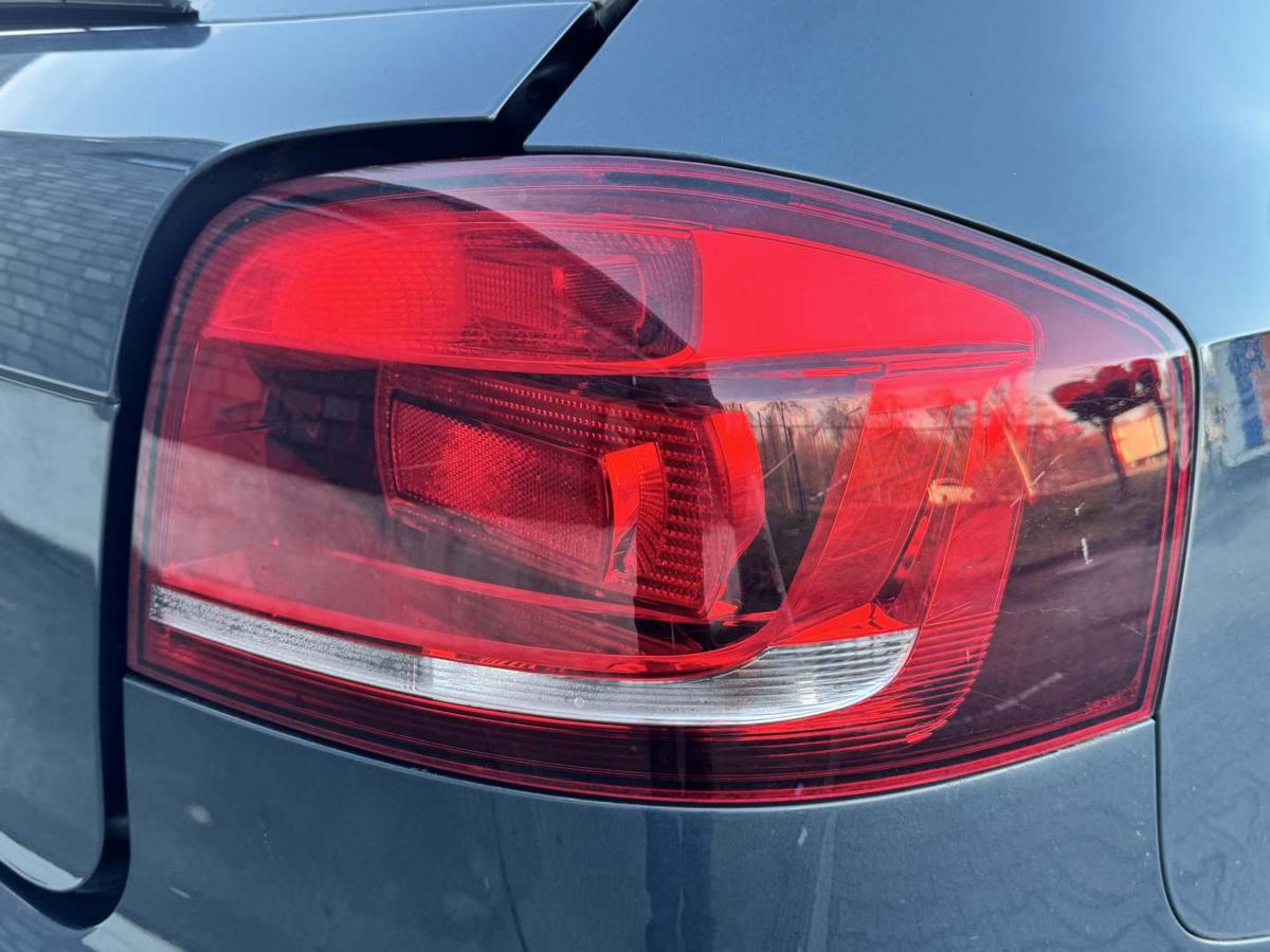 Audi A3 8P original R&uuml;cklicht R&uuml;ckleuchte Schlussleuchte rechts 3-T&uuml;rer Facelift Bj.2011